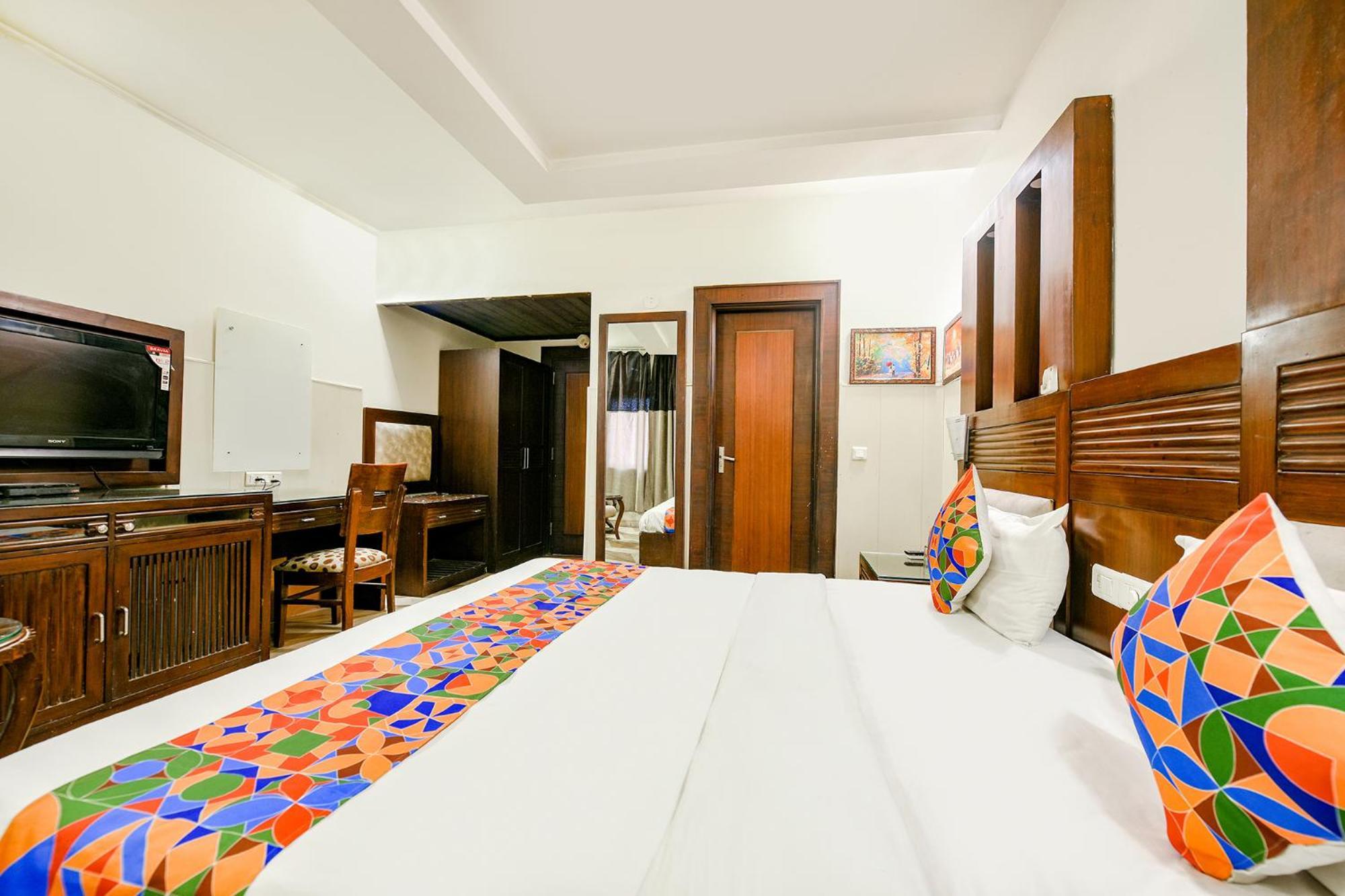 Fabhotel Grand Boutique New Delhi Exterior photo